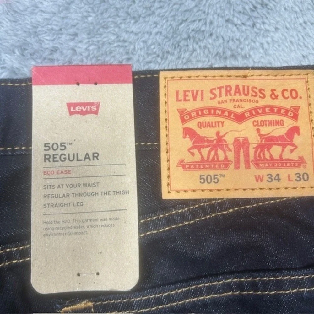 Levi's 505 Jeans Men's 34X30 Blue Dark Wash Denim Regular Eco Ease IRREGULAR NEW